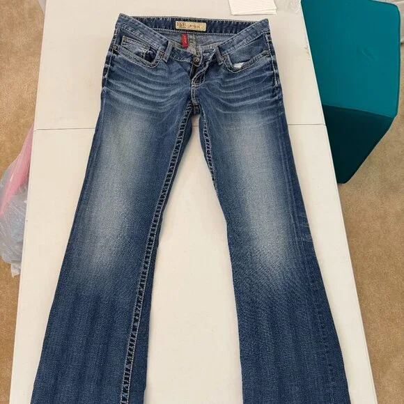 BKE " STELLA" DENIM JEAN 31x37 1/2 - Picture 2 of 4